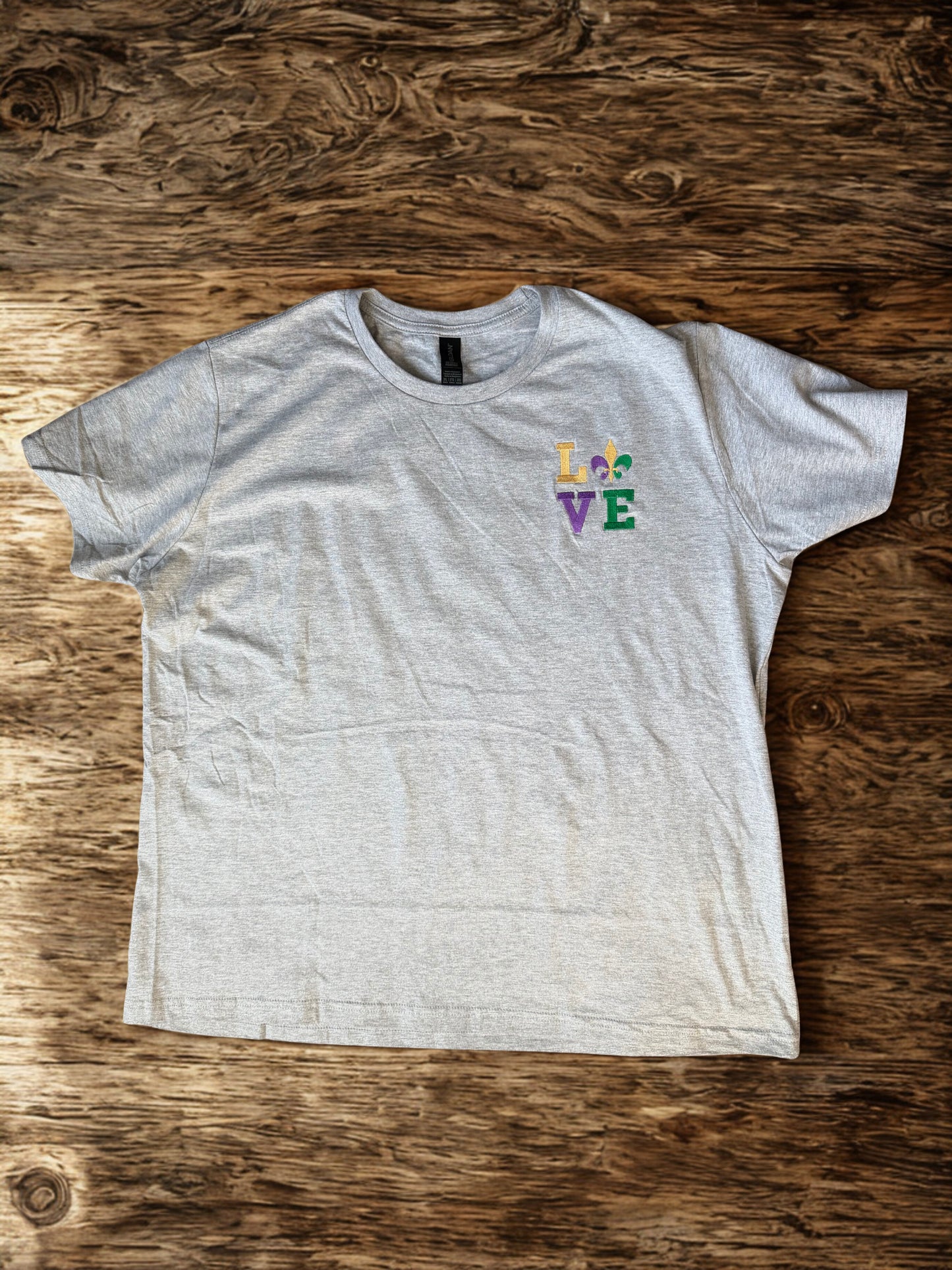 Mardi Gras LOVE Shirt – Gildan Cotton Tee | Unisex Mardi Gras T-Shirt Perfect for Men and Women